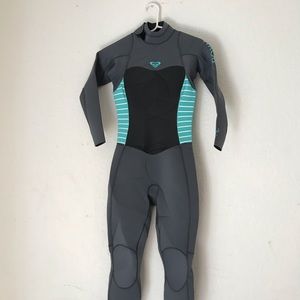 Never used Roxy wetsuit with Tags